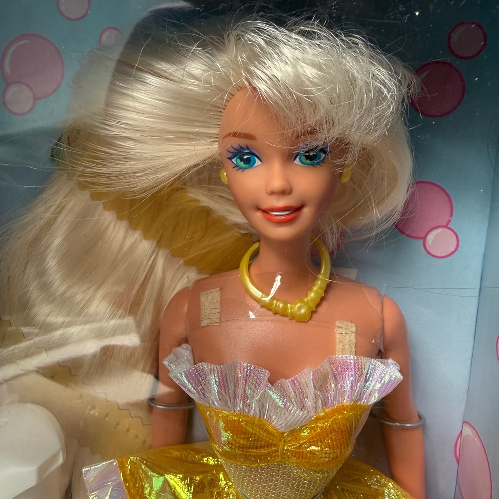 NEW Vintage 1995 Mattel Foam n Color Barbie Doll 15098 Yellow Hair Color NIB - Picture 2 of 9